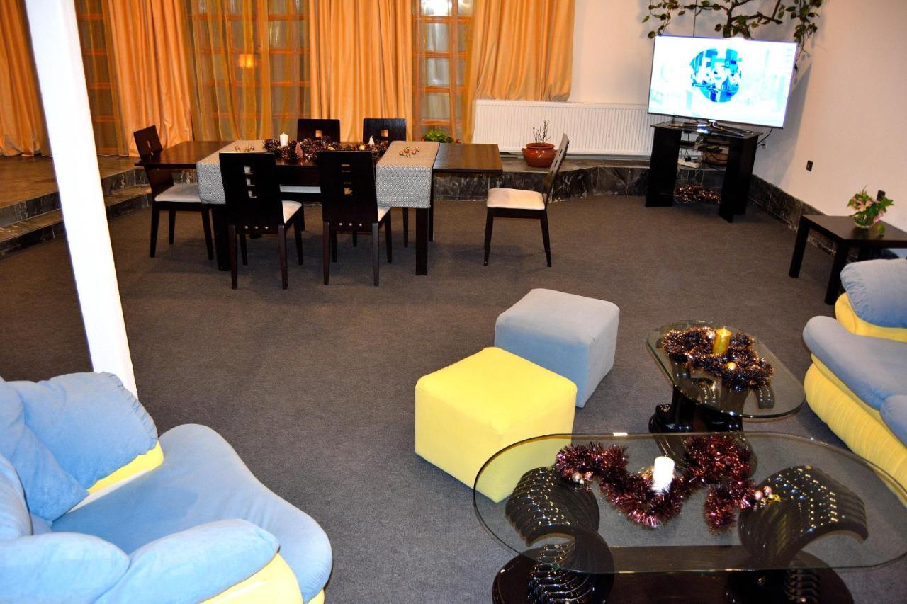 Persey Villa ボロヴェッツ エクステリア 写真